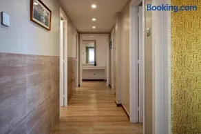 AT064 Boabi - Fantastic apartment with sea views - Image 3