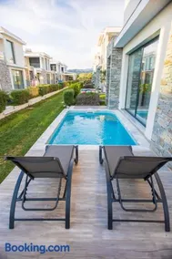 Thalassa Prive M11 Luxury Villa Maisonette - Image 2
