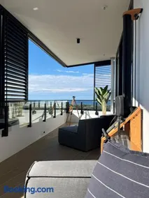 Luxury Bokarina Beach Escape - Image 1