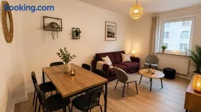 Gemütliches Apartment für 6 Personen mit Balkon, Wifi, Smart-TVs - Image 3