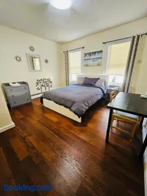 533F Nice apartment near Whole Foods, Brown University, Miriam Hospital - Image 2