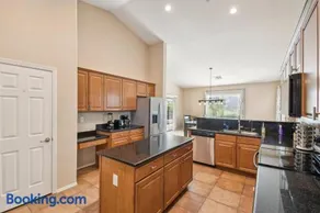 Gilbert Getaway - Image 1