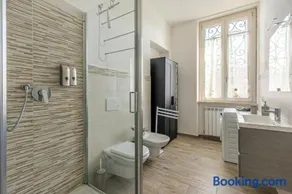 Milano Malpensa 2 min - Suite With Wifi, AC, Free Park - Image 4