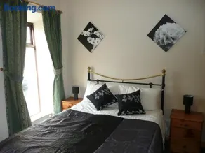 Barron's Bed & Breakfast - Image 2