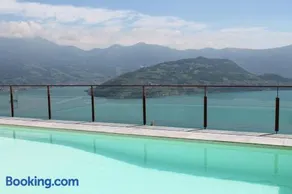Vista Paradiso - Image 2