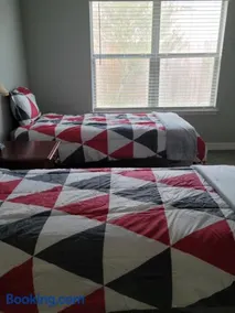 Fresh Crash Pads 1-Affordable Shared Housing - Image 2