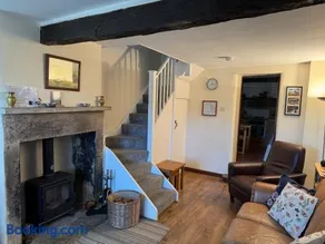 May Cottage - Image 4