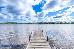 Spa Pool Table & Waterfront - Terrasse Lac Aylmer - Image 2