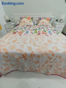Orange Apartments - Image 5