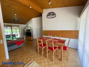 Casa de Férias \"Haus Linsendorf\" com acesso privado ao lago, piscina e Wi-Fi - Image 3
