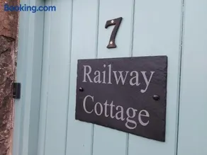 Railway Cottage - Image 4