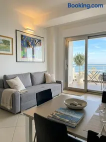RIVIERA PALACE - BILO SEA FRONT- Premium Villas - Image 1