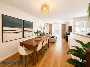 Fall in Love with Spring at Cape View 26 - Image 2