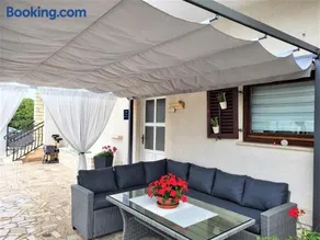 Lento Apartment - Image 1