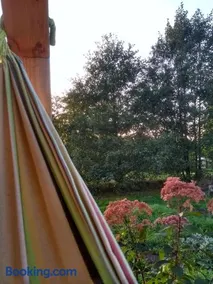Entspannung im Zirkuswagen: außergewöhnliche und liebevoll eingerichtete Glamping-Unterkunft im Grünen - Image 2