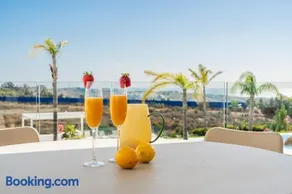 Spacious 2 bed & Solarium ALCAZABA LAGOON AL2017 - Image 2
