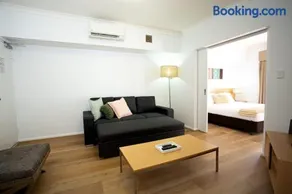 Holiday Apartment with Pool and WiFi - Image 4