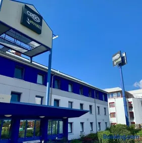 CREO Hotel Dessau - Image 2