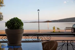 Nerissa Seafront apartment - Image 2