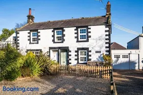 The Old Ale House - Image 1