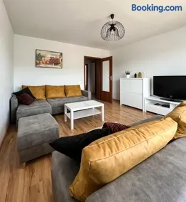 Uroczy Apartament Pod Skarpą - Image 1