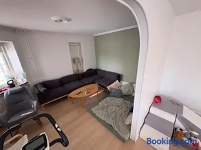 120 m2 newly renovated apartment - Image 3