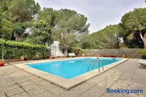 Modern Villa with Private Pool in Córdoba - Image 1