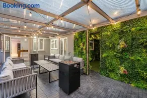 Luxe 5BR Family Retreat w/ Hot Tub & Pool Table - Image 5