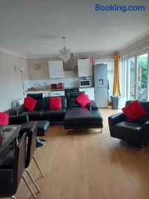 Ivy Cottage - Image 1