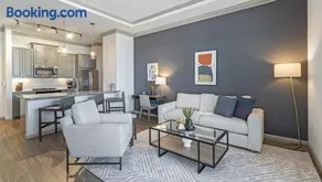 Landing Modern Apartment with Amazing Amenities (ID8581X7) - Image 1