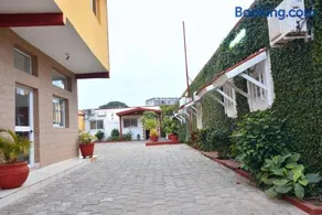 Hotel Ophelia Lodge - Image 2