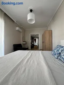 POSEIDON'S APARTMENT IN PERAIA - SUPERIOR BY THE SEA - Image 3