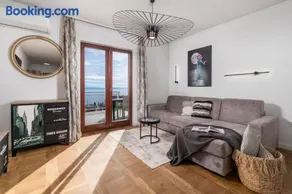 Apartment Mak - Image 2