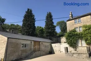 SKITTLES - charming one bedroom apartment - parking - easy access to Bath - Image 1