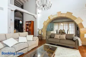 Luxury Villa Esmeralda - Image 2