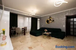 Central Apartament 3 - Image 2
