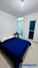 Habitación - Centro de Yopal con Historia y Café - Image 3