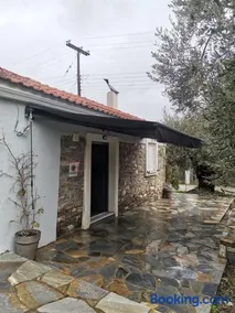 Emmeleia's - Image 2