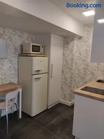 Apartamento pequeño, coqueto y céntrico. - Image 3