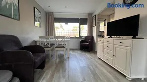 Beach-house27 - Image 1