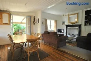 Cooma Cottage - Image 1
