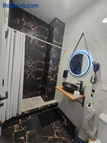 La Nueva Casa De Papel - Image 1