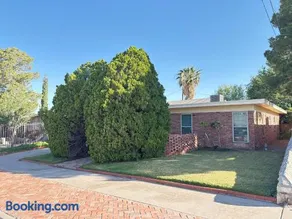 West El Paso 3-Bedroom Home Near UTEP with Private Backyard - Image 1