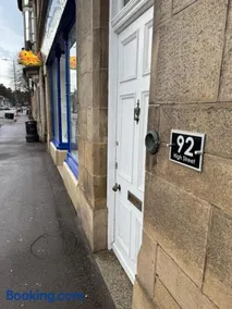 92 High Street - Image 3
