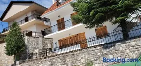 Sfiris Resort - Image 1
