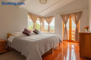 Munay Sonqo Retreat & Yoga Center - Image 1
