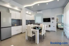Isalos Apartment - Image 1