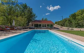 Kuća za odmor ARIJA sa velikim vanjskim bazenom - Image 1
