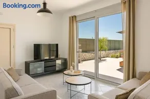 Villa George by Villa Select - Image 2