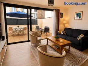 Plein centre Auray - Spacieux duplex T2 avec grande terrasse ensoleillée - Image 4